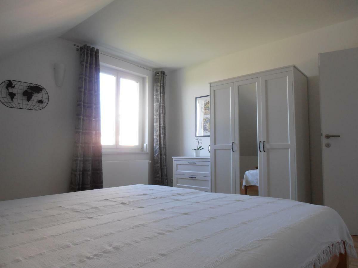 Ferienwohnung Am Kirchberg 约伊斯 外观 照片