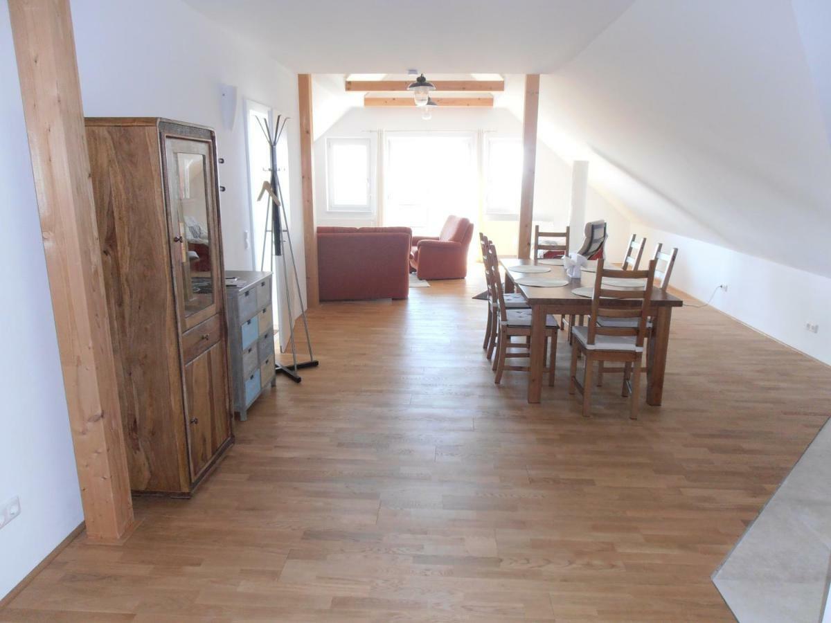 Ferienwohnung Am Kirchberg 约伊斯 外观 照片