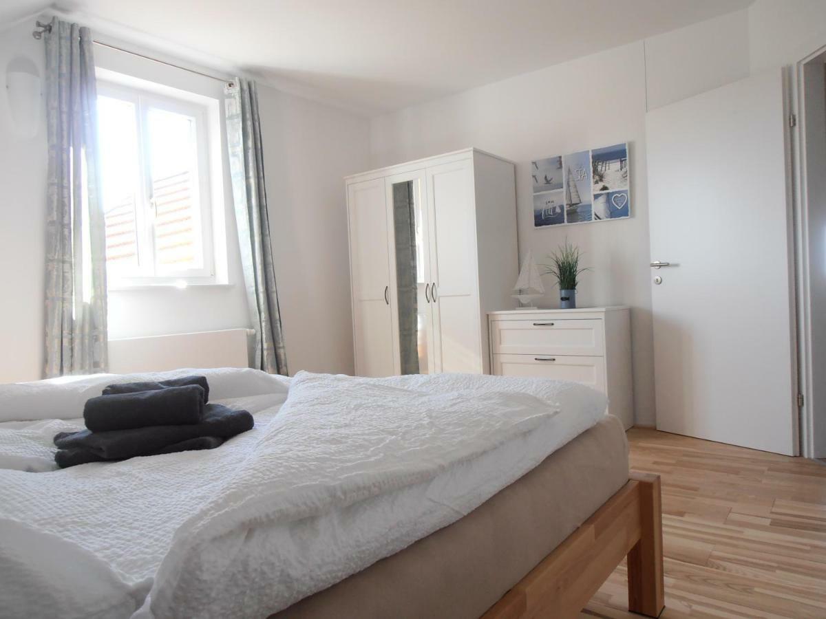 Ferienwohnung Am Kirchberg 约伊斯 外观 照片