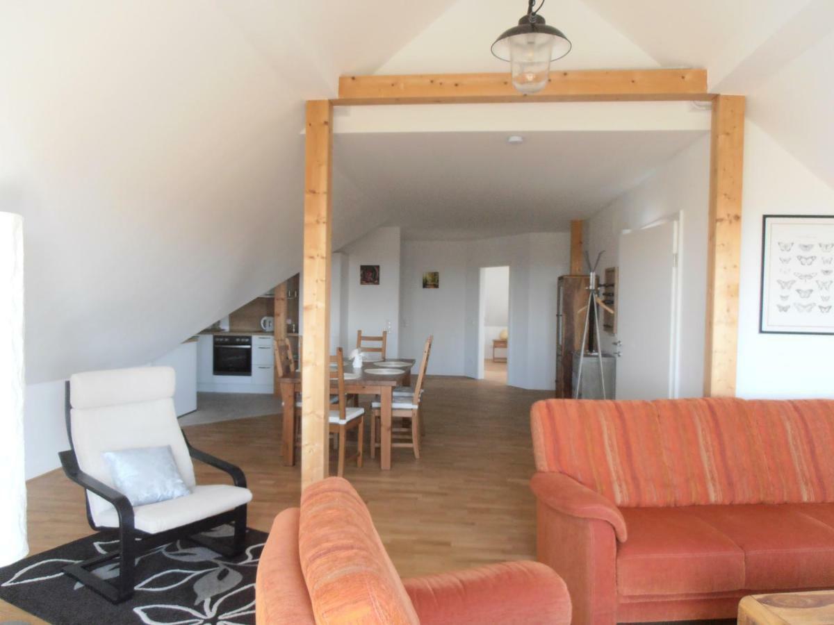 Ferienwohnung Am Kirchberg 约伊斯 外观 照片